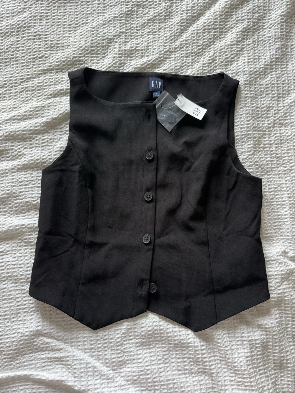 NWT gap boat neck button down vest